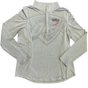 NBA OKC Thunder Women’s Size Large Gray Long Sleeve Quarter Snap Logo Top